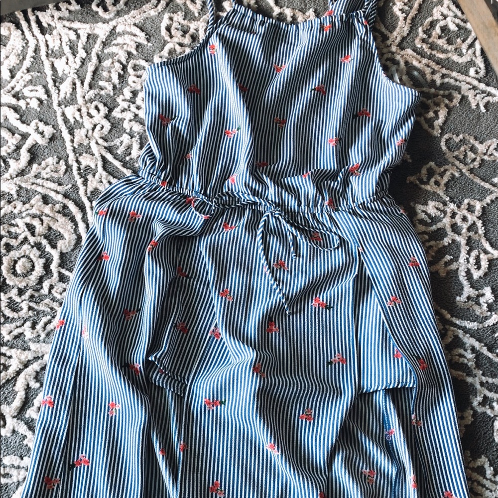 Beautiful dress.